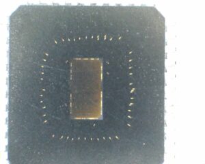 L'extraction du code EEPROM du microprocesseur PIC16F1458 de Microchip est un processus complexe impliquant des techniques avancées pour décoder et décrypter ses données sécurisées et cryptées. Ce microcontrôleur PIC16F1458 (MCU) de protection est conçu pour protéger sa mémoire EEPROM, sa mémoire flash et son micrologiciel intégré, garantissant que le code binaire et hexadécimal reste verrouillé contre tout accès non autorisé. Cependant, dans des scénarios spécifiques tels que la restauration du système ou la réparation d'appareils obsolètes, des méthodes d'ingénierie inverse sont utilisées pour déchiffrer les protocoles de sécurité verrouillés du microprocesseur PIC16F1458 et récupérer le programme et le code source nécessaires.