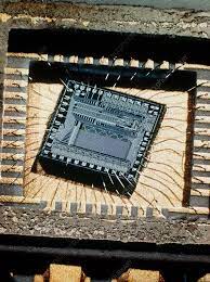 Read out PIC16F1707 microprocessor protected code from its secured flash program memory and eeprom data memory needs to decrypt secured microcontroller PIC16F1707 fuse bit and crack Microchip MCU PIC16F1707 tamper resistance