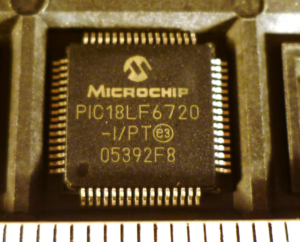 извлечь зашифрованную программу микроконтроллера Microchip PIC18F6720 из встроенной двоичной флэш-памяти и шестнадцатеричной памяти EEPROM, взломать предохранительную защиту микроконтроллера PIC18F6720 и восстановить содержимое программного обеспечения из заблокированного микропроцессора PIC18F6720;