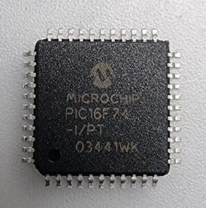 Le code de protection contre la copie du microcontrôleur PIC16F74 doit procéder à une rétro-ingénierie du système de résistance à l'altération sécurisé MICROCHIP MCU PIC16F74 et extraire le micrologiciel intégré de la mémoire flash du programme du microprocesseur PIC16F74 verrouillé et de la mémoire EEPROM de données au format de fichier binaire ou de logiciel hexadécimal ;