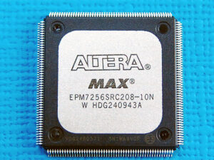 Altera CPLD EPM7256BTI144 A extração de dados eeprom precisa atacar o bit de fusível de segurança do cpld epm7256bti144 eeprom e, em seguida, descriptografar o arquivo jed da memória cpld epm7256bti144 eeprom;